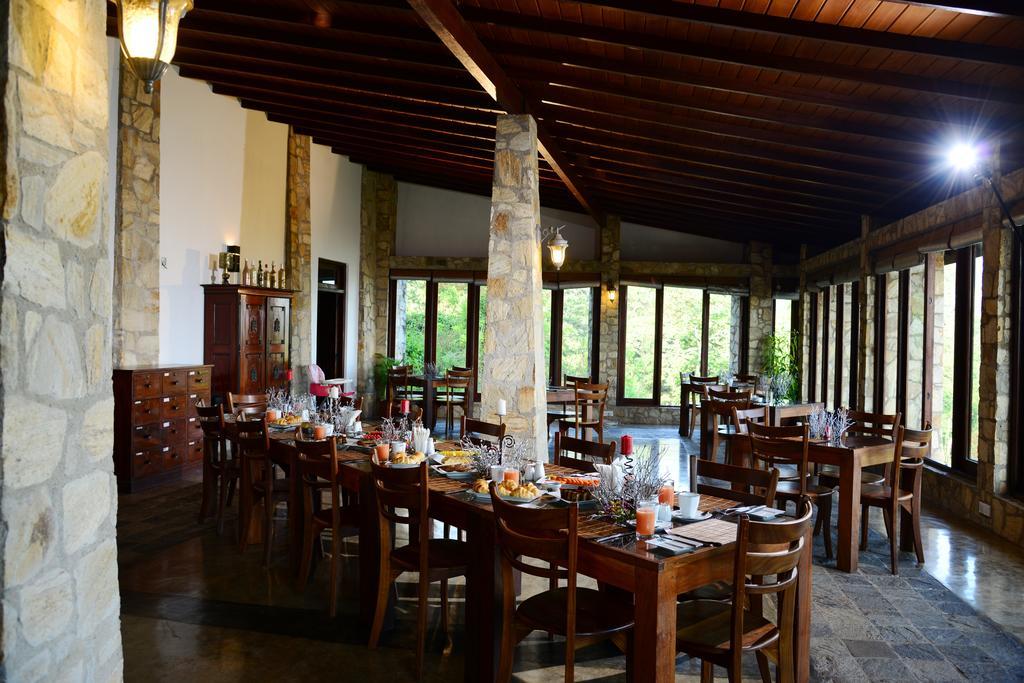 Mount Royal Hotel Kandy Exterior photo