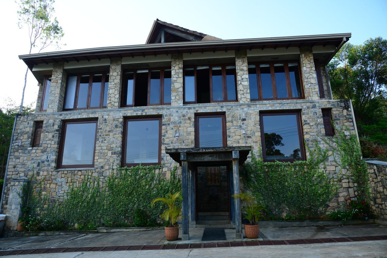 Mount Royal Hotel Kandy Exterior photo